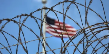 Estudio denuncia disparidades raciales en cárceles de Nueva York
