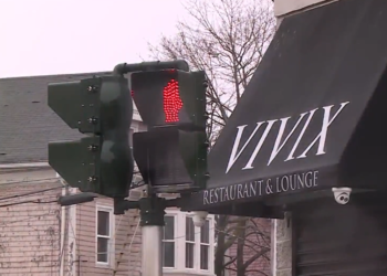 Se ordena el cierre de un club de Providence tras un apuñalamiento