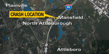 Un hombre de RI muere en un accidente en Mansfield