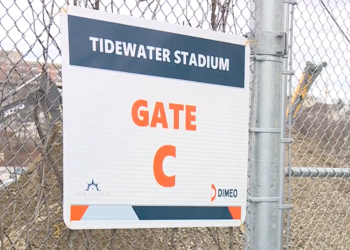 Pawtucket frena el préstamo público para el estadio de fútbol en medio de dificultades financieras