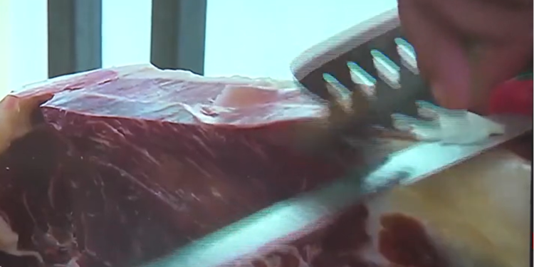 Un fabricante de carne italiana con sede en RI despide a casi 50 trabajadores