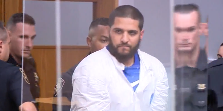 Condenan a un hombre a 30 años de cárcel por disparar a un agente en Providence y agresión doméstica