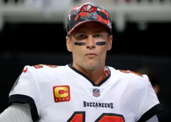 Tom Brady salta de la NFL al baloncesto y se convierte en copropietario de las campeonas de la WNBA