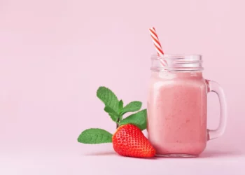 3 ingredientes que no debes agregar a tu batido