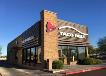 Niño fue acuchillado por otro en restaurante de comida mexicana Taco Bell en Nueva York