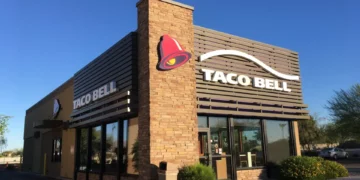 Niño fue acuchillado por otro en restaurante de comida mexicana Taco Bell en Nueva York