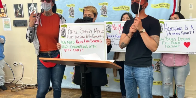 Inmigrantes de NYC anuncian lucha para que presupuesto municipal no ignore a comunidades vulnerables