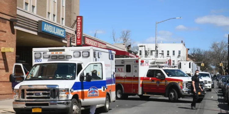 Dos niñas se encuentran en estado de gravedad tras caer de ventanas de edificios de Nueva York en dos incidentes separados