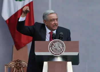 Presidente de México asegura que migrantes no escaparon de incendio en Ciudad Juárez por falta de llaves