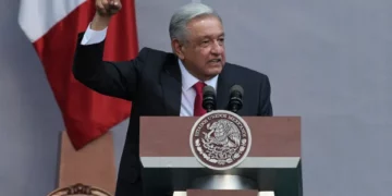 Presidente de México asegura que migrantes no escaparon de incendio en Ciudad Juárez por falta de llaves