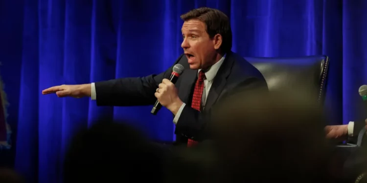 Cámara de Florida aprueba prohibir el aborto después de seis semanas