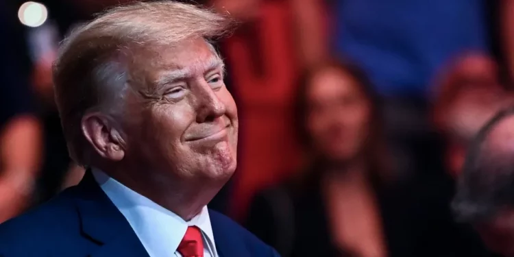 Trump dice que no abandonaría la carrera de 2024 si es condenado: ‘No es lo mío’