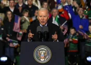 Joe Biden urge nuevamente restringir el uso de las armas tras tiroteo en Alabama