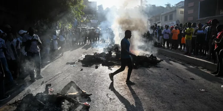 Linchan y queman vivos a trece presuntos pandilleros en Haití