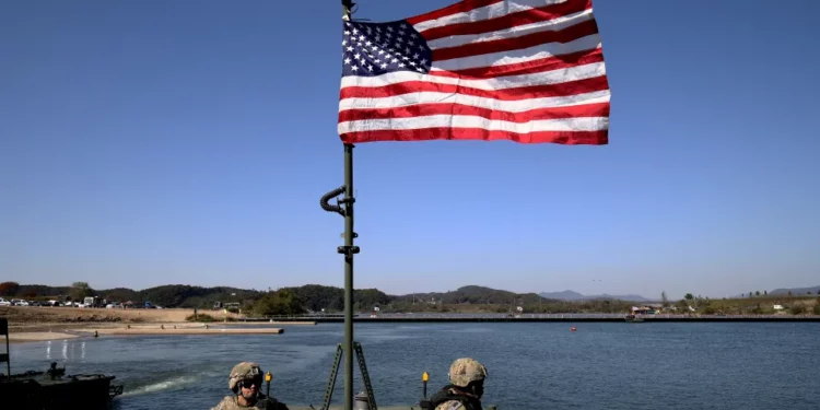Ejército de Estados Unidos investiga cómo hacer agua para sus tropas “de la nada”