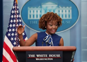 Casa Blanca critica la nueva ley de armas de Florida firmada por Ron DeSantis