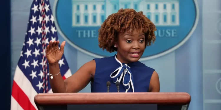 Casa Blanca critica la nueva ley de armas de Florida firmada por Ron DeSantis