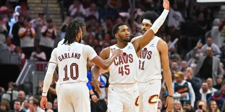 New York Knicks caen ante Cleveland Cavaliers y se iguala la serie de playoffs en la NBA
