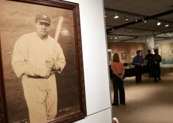 Venden por $1.85 millones de dólares bate que Babe Ruth usó hace más de 100 años