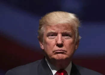 FBI estrecha el cerco sobre Trump en el caso de documentos secretos, según fuentes