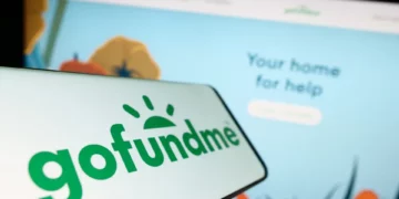 Recaudan en GoFundMe $60 mil para anciana de 92 años que seguía trabajando en tienda de Oregon para poder saldar sus deudas