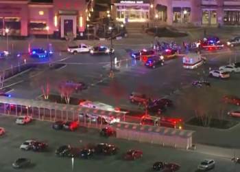 3 personas hospitalizadas tras un tiroteo en un centro comercial de Delaware