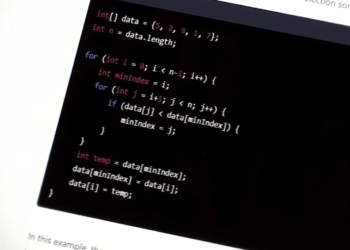 ¿Debería prohibirse el ChatGPT en las escuelas K-12 de RI?