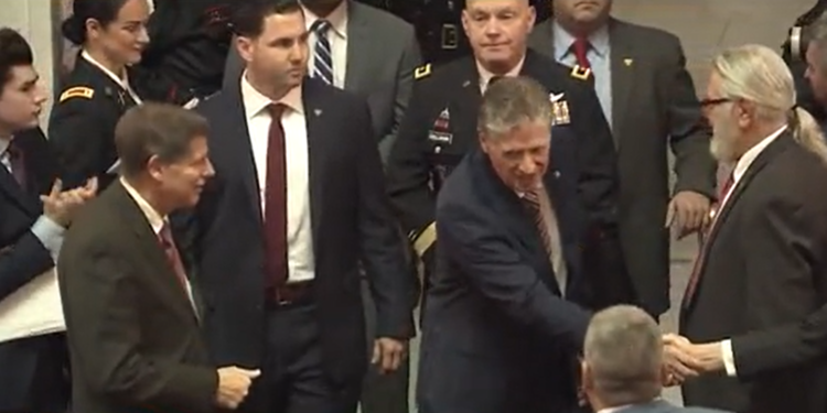 McKee pasará su 100º día en el cargo centrado en mejorar la educación