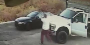 Un adolescente baleado por un oficial de Pawtucket pide cambios en la ley de mala conducta policial