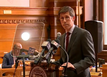 Smiley propone una subida de impuestos a los propietarios de Providence en su nuevo presupuesto de 586 millones de dólares