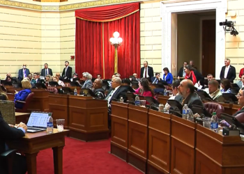 La Cámara de Representantes de RI aprueba la cobertura del aborto para trabajadoras estatales y beneficiarias de Medicaid