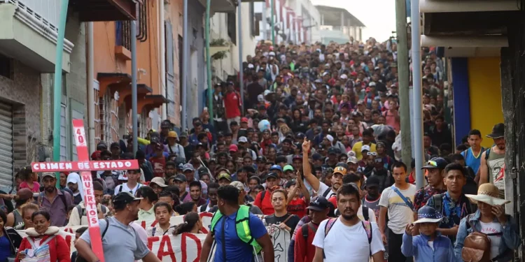 Al menos 5,000 migrantes partieron en un “viacrusis” con destino a Ciudad de México: “la meta es llegar a Estados Unidos”