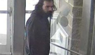 La policía busca a un estudiante de UMass Dartmouth desaparecido
