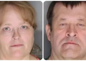 Niña tuvo que comer papel sanitario porque padres adoptivos no le daban alimento; abusadores en Idaho no cumplirán ni un día de cárcel