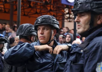 Serbia pone en alerta máxima a sus tropas en la frontera con Kosovo tras los enfrentamientos