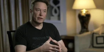 Musk: Existe la posibilidad de que la IA «salga mal y destruya la humanidad