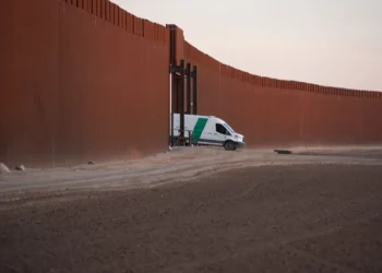 Estados Unidos dice que no pide reciprocidad a México en el refuerzo militar de la frontera