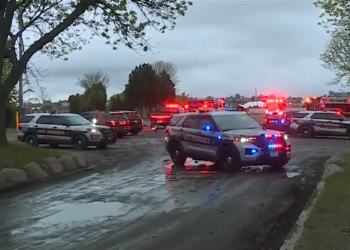 1 muerto dentro de una camioneta sacada del río Providence