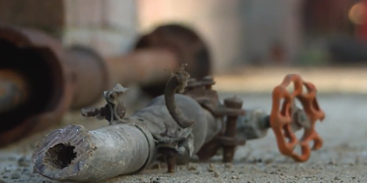 Los principales dirigentes de RI pretenden sustituir todas las tuberías de agua de plomo