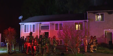 Un incendio daña una casa en West Warwick; se perdieron gatos
