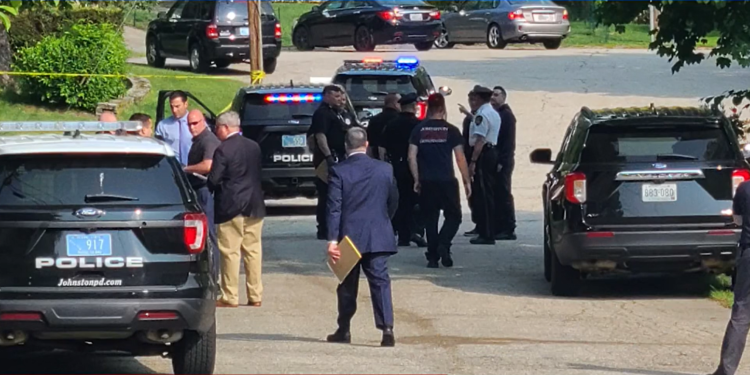 La policía de Johnston responde a un triple tiroteo
