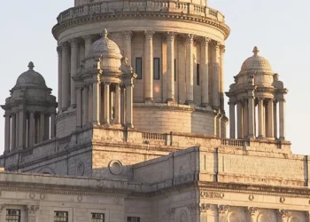 Los legisladores de RI debatirán un proyecto de ley para ayudar a quienes tienen dificultades para pagar las facturas de los servicios públicos