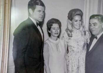 Dorothy Licht, ex primera dama de RI, fallece a los 101 años