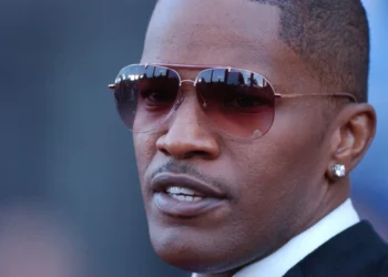 Jamie Foxx se encuentra en rehabilitación física tras abandonar el hospital