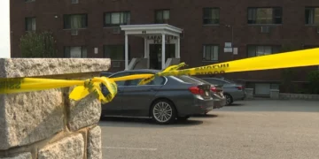 Un hombre de Dartmouth acusado de apuñalar a su novia hasta la muerte