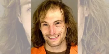 Un hombre de Warwick condenado de 25 años a cadena perpetua por asesinato en California