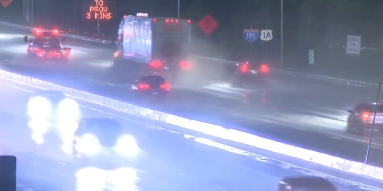 Muere un joven de 18 años en un accidente en East Providence