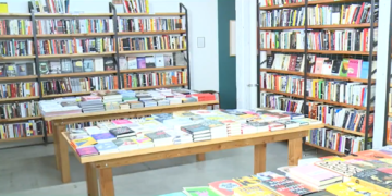 Se vende una popular librería de Providence