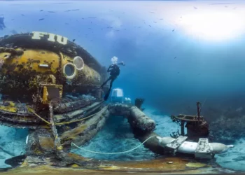 ¿Por qué las autoridades continuaron la búsqueda de sumergible de OceanGate si sabían desde el domingo que había implosionado?