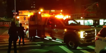 Triángulo amoroso terminó en tragedia en Nueva York: un muerto y dos heridos baleados en la calle de madrugada
